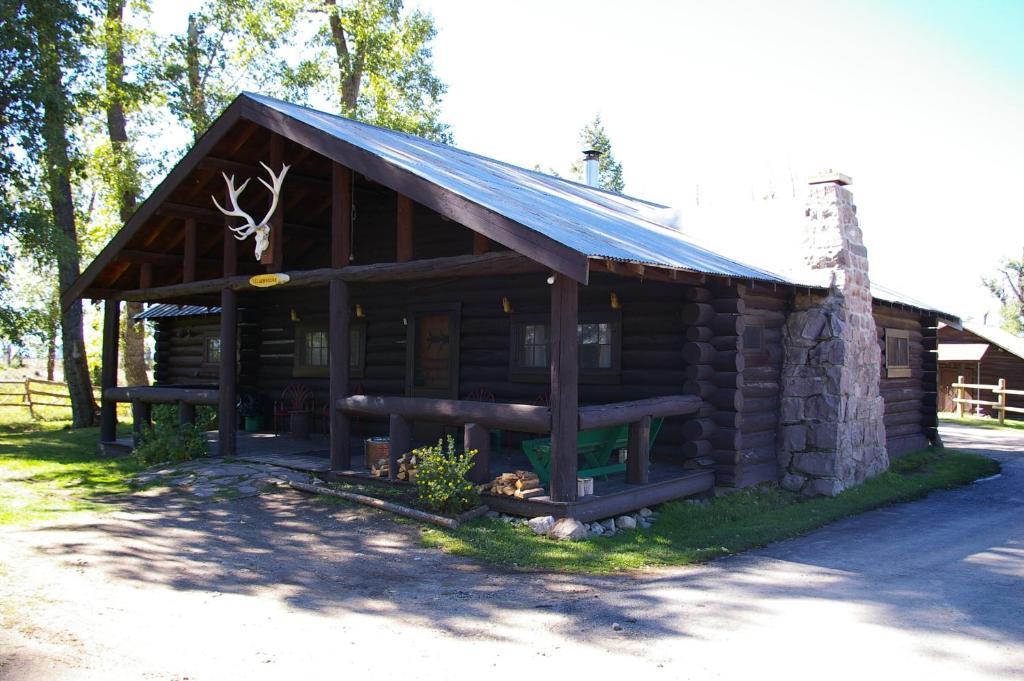 Parade Rest Ranch West Yellowstone Eksteriør bilde